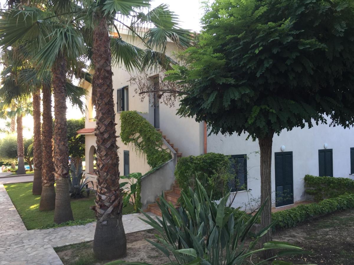Delta Club Residence Capo Vaticano Exteriör bild