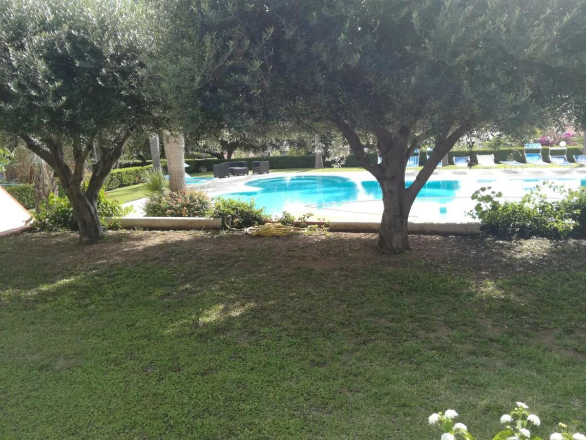 Delta Club Residence Capo Vaticano Exteriör bild