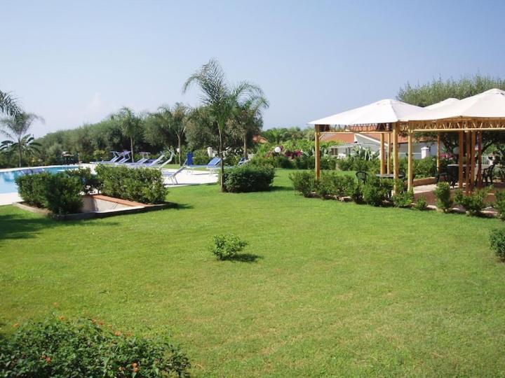 Delta Club Residence Capo Vaticano Exteriör bild